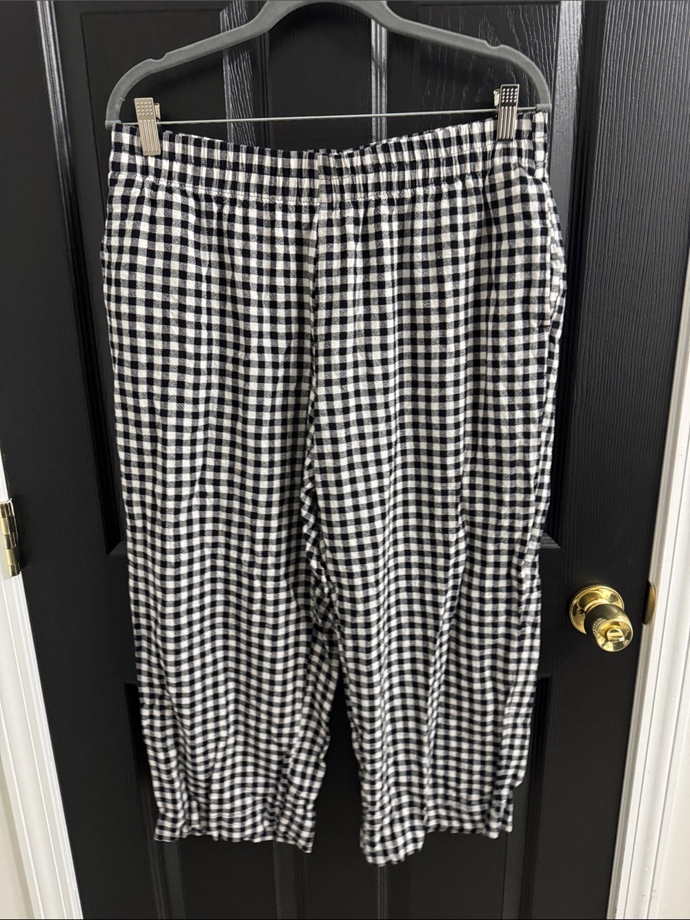 Old Navy Black & White Gingham Cropped Pants